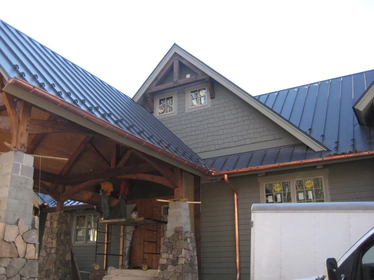 Craftsman Roofing team delivering quality roofing work in Candlewood Knolls